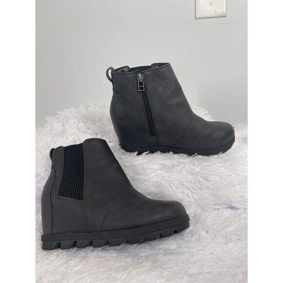 Time Tru Shoes - Time Tru Hidden Wedge Booties Womens 7 Black Faux Leather Edgy Minimalist Urban